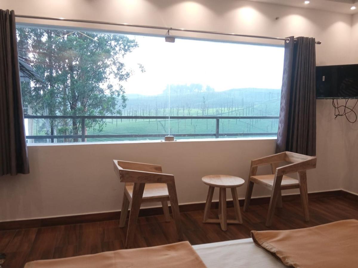 Hilltop Hotel Vālpārai Kültér fotó